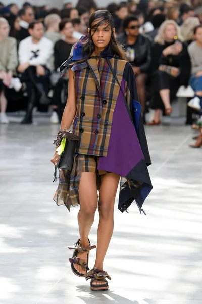 Look 26